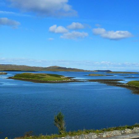 The Studio Villa Lochmaddy Exterior foto